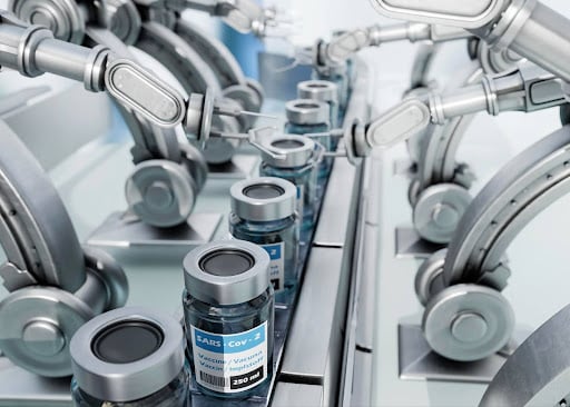 ligne de production médicale avec des composants traités en four propre