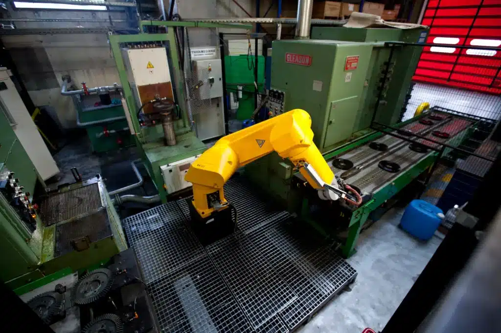 Robot d'automatisation de la trempe sous presse à thermi-loire